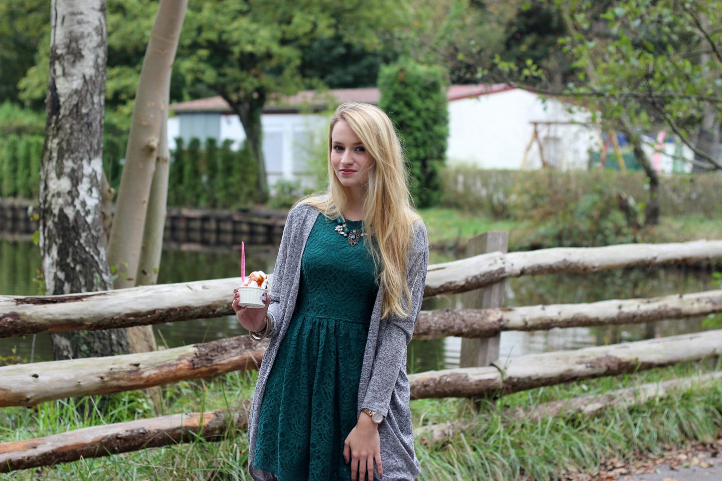 Outfit: Green Lace Dress