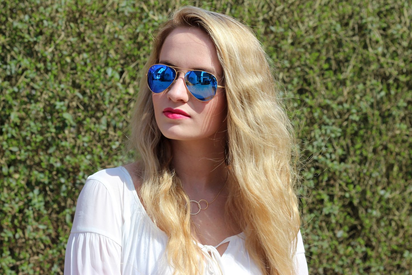 Outfit: Ray-Ban Aviator – Blue Mirror