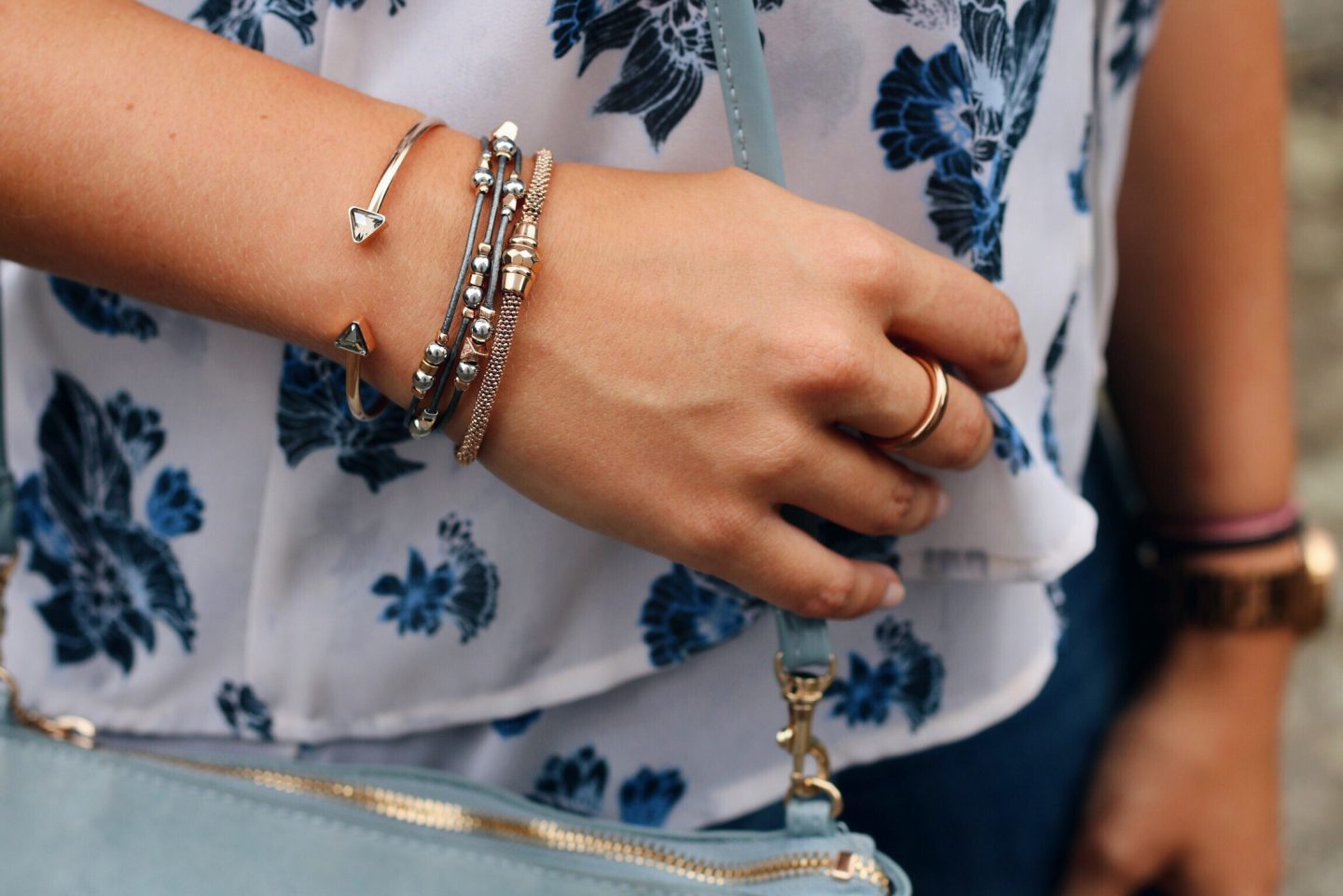 Outfit: Shades of Blue {Jeans-Look}