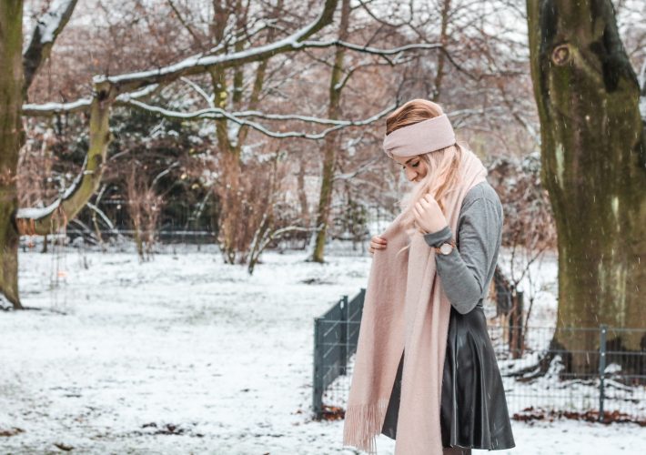 Mrs.Brightside-Rosavivi-Lifestyle-Blog-Hamburg-Schneeshooting-Schnee-Influencer-Opfer-bringen-Personal-Post-Blogger-Aufopferung-Erfolg-