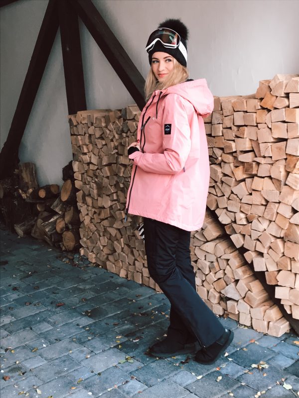 stylische-wintersport-kleidung-mit-ridestore-x-dope-mrs-brightside